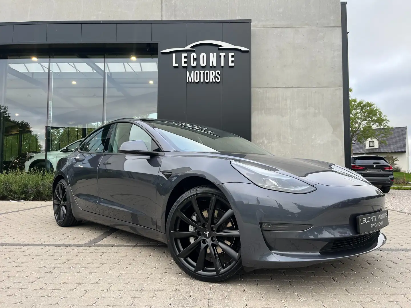 Tesla Model 3 Model 3 Dual Motor Long Range Auto Pilot Grijs - 1