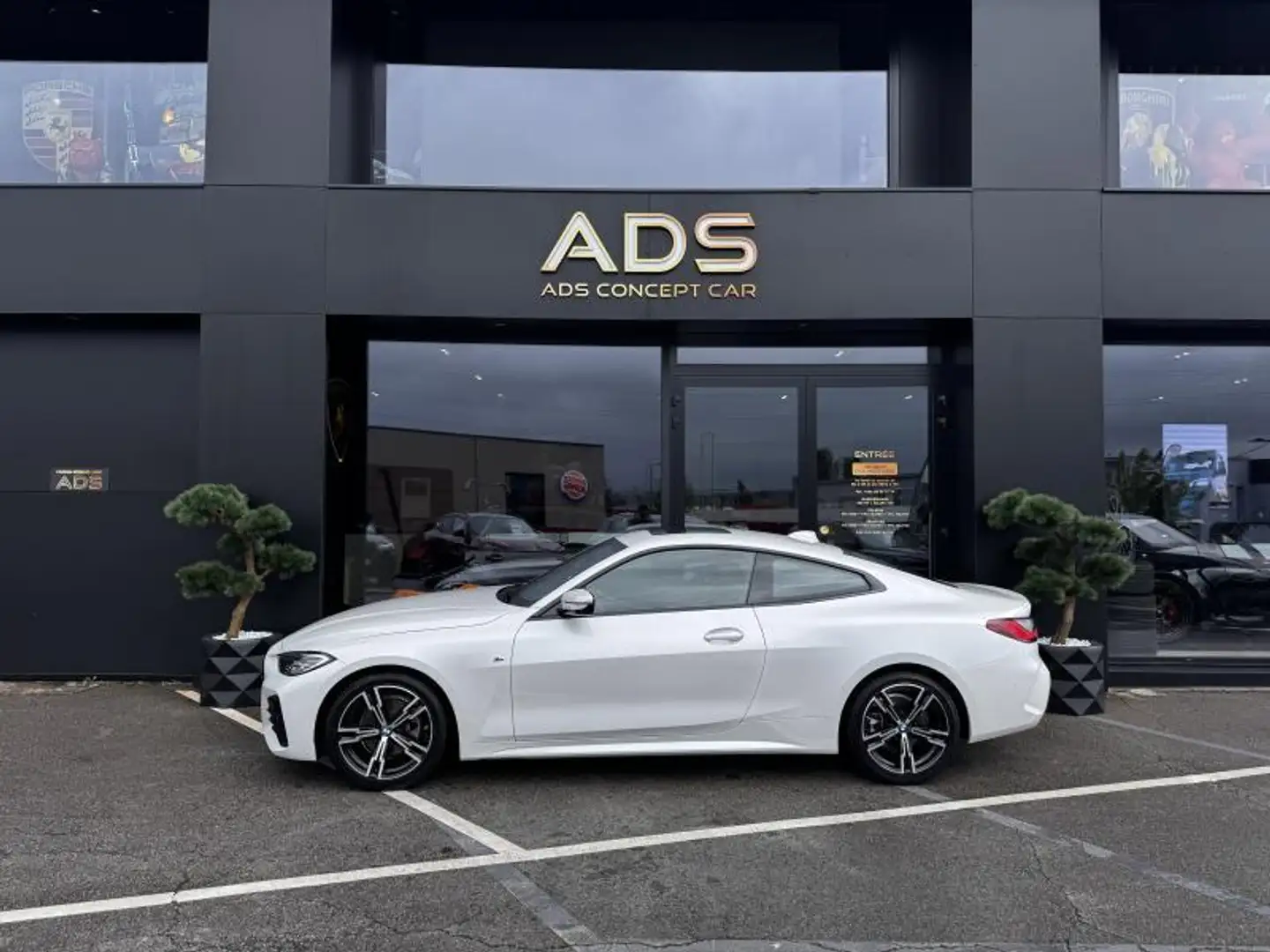 BMW 420 Coupé pack M Blanc - 2