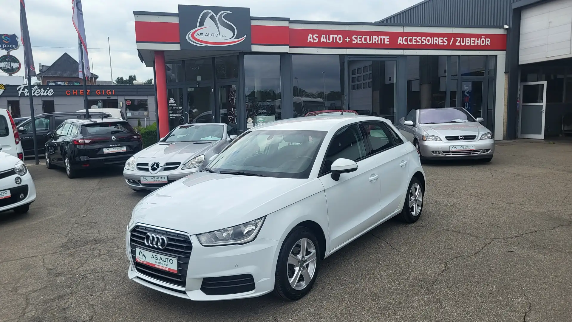 Audi A1 Sportback 1.0 TFSI 95cv Weiß - 1