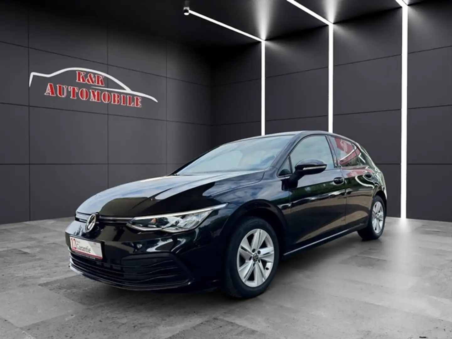 Volkswagen Golf VIII Life 2.0 TDI DSG NAVI/VIRTUAL/LED/PDC Nero - 1