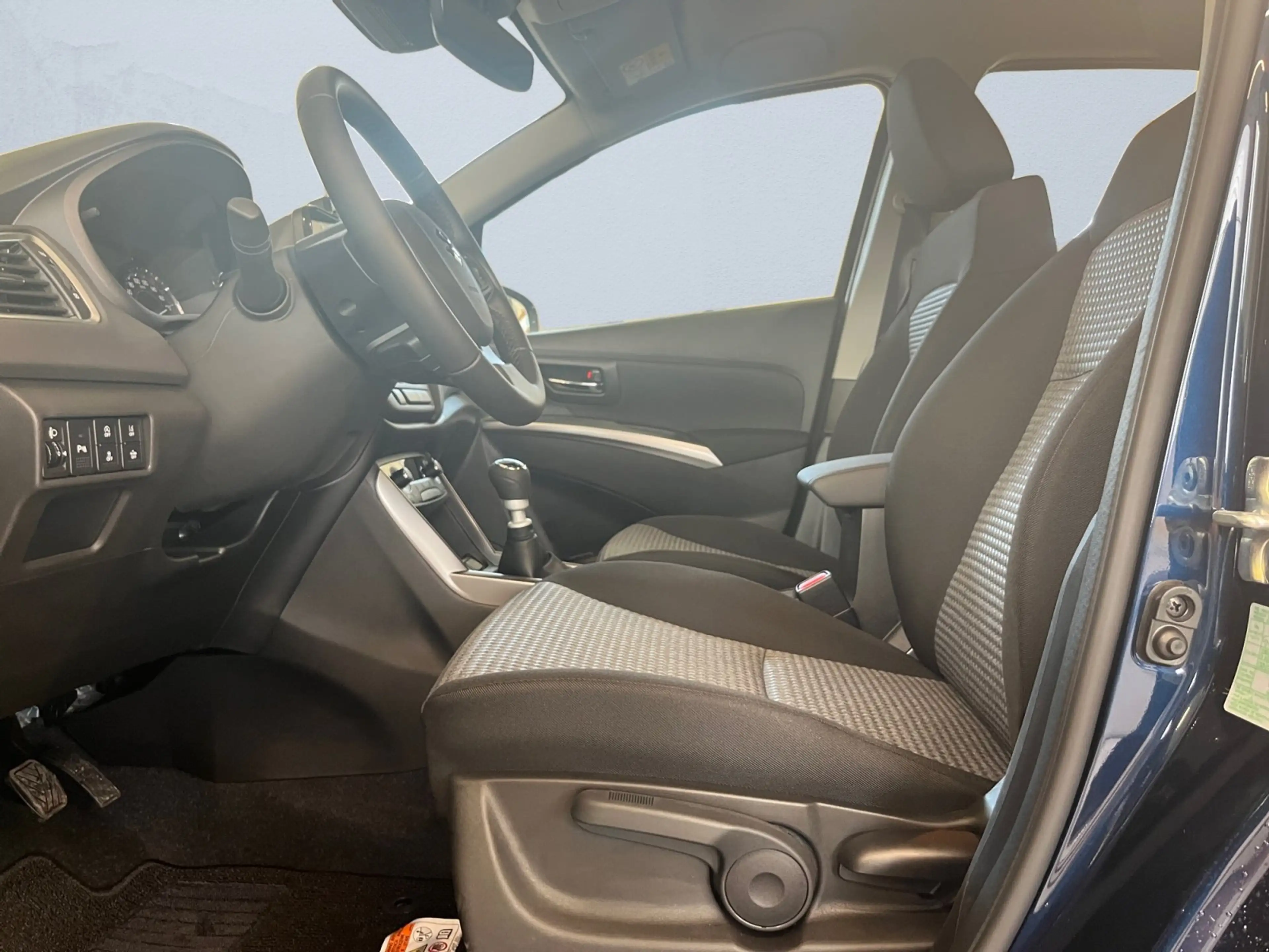 Suzuki S-Cross shine — photo 6