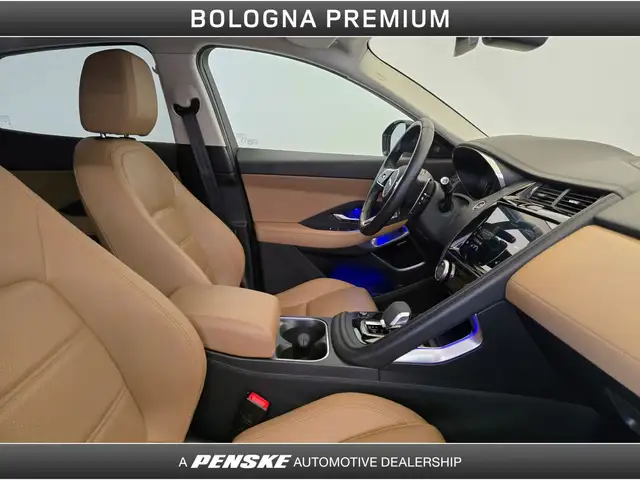Jaguar E-Pace view 3