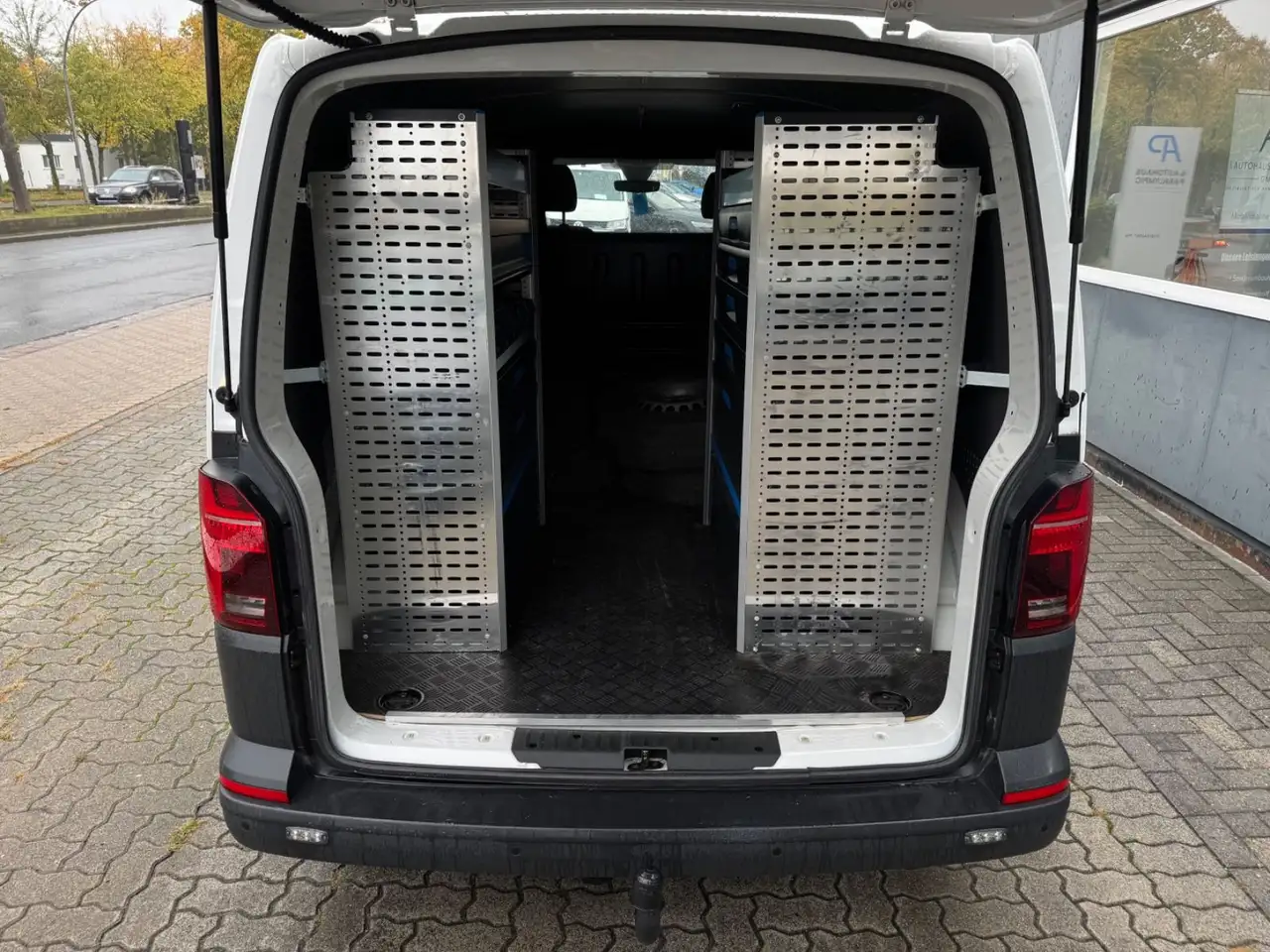 2021 Volkswagen T6 Transporter T6.1 Transporter Kasten DSG AHK KAM CARPL REGAL, photograph 6