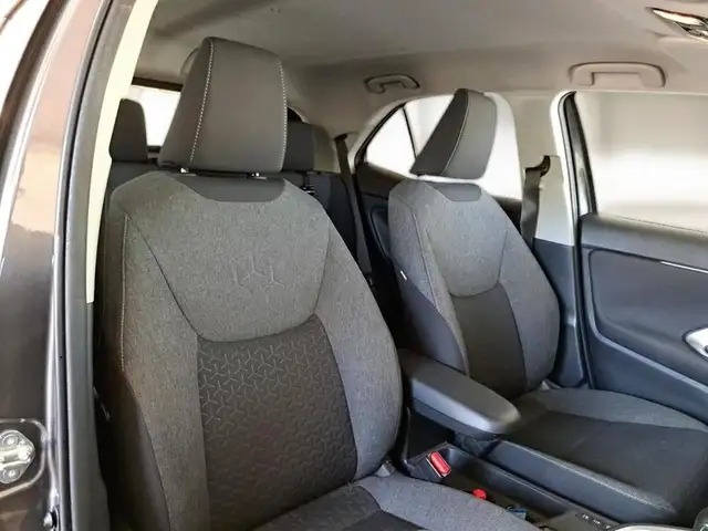 Toyota Yaris Cross view 10