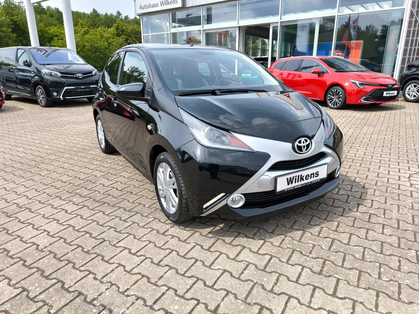 Toyota Aygo AYGO x-play Team D Negru - 1