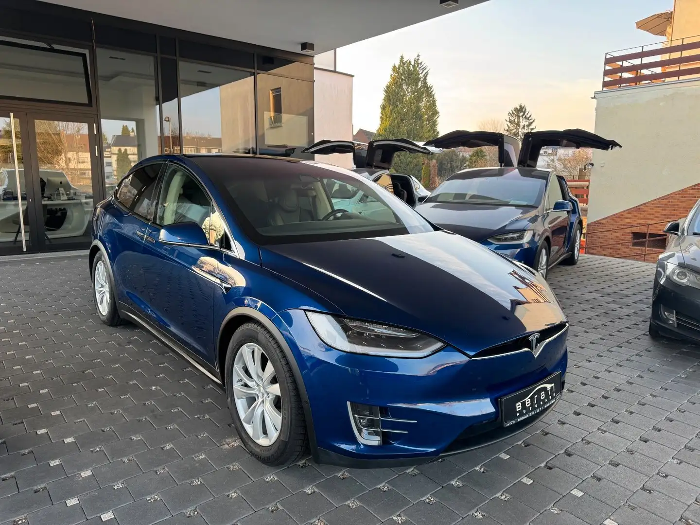Tesla Model X 90D/FreeSuperCharger 4Life/6-Sitzer/FSD Blau - 2