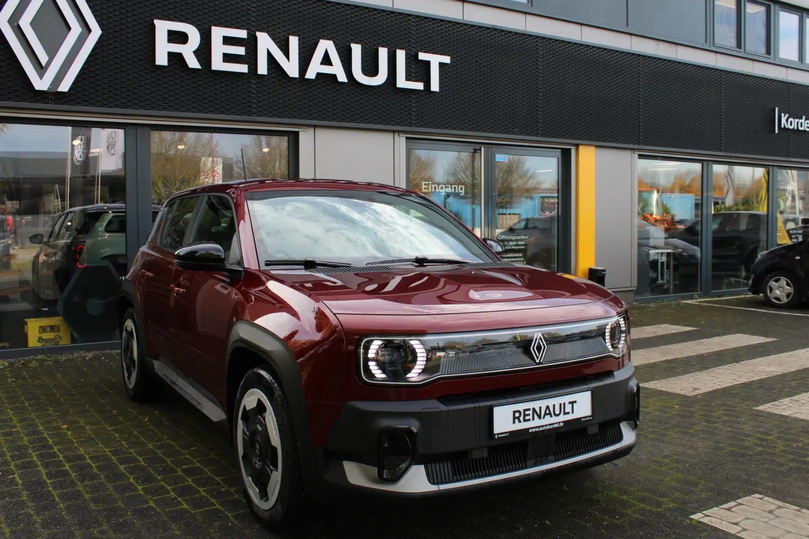 Renault R 4 E-Tech Evolution 120 Urban Range Rot - 1