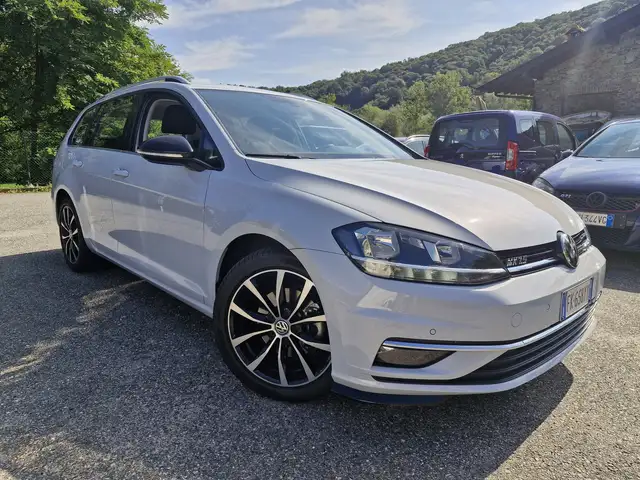 Volkswagen Golf view 7