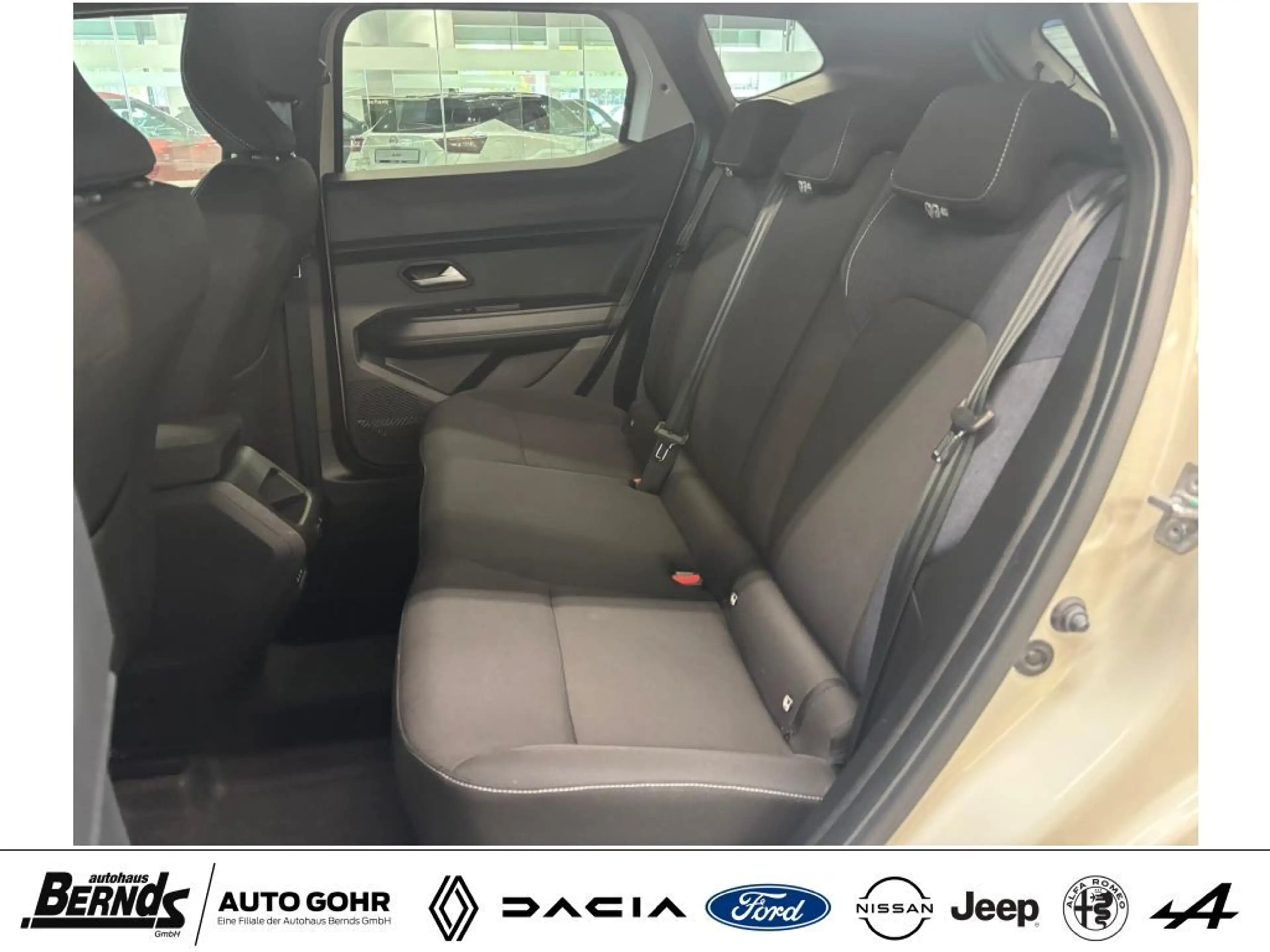 Dacia Duster Hybrid 140 Journey Multiview Kamera Navi 3D HiFi — photo 9