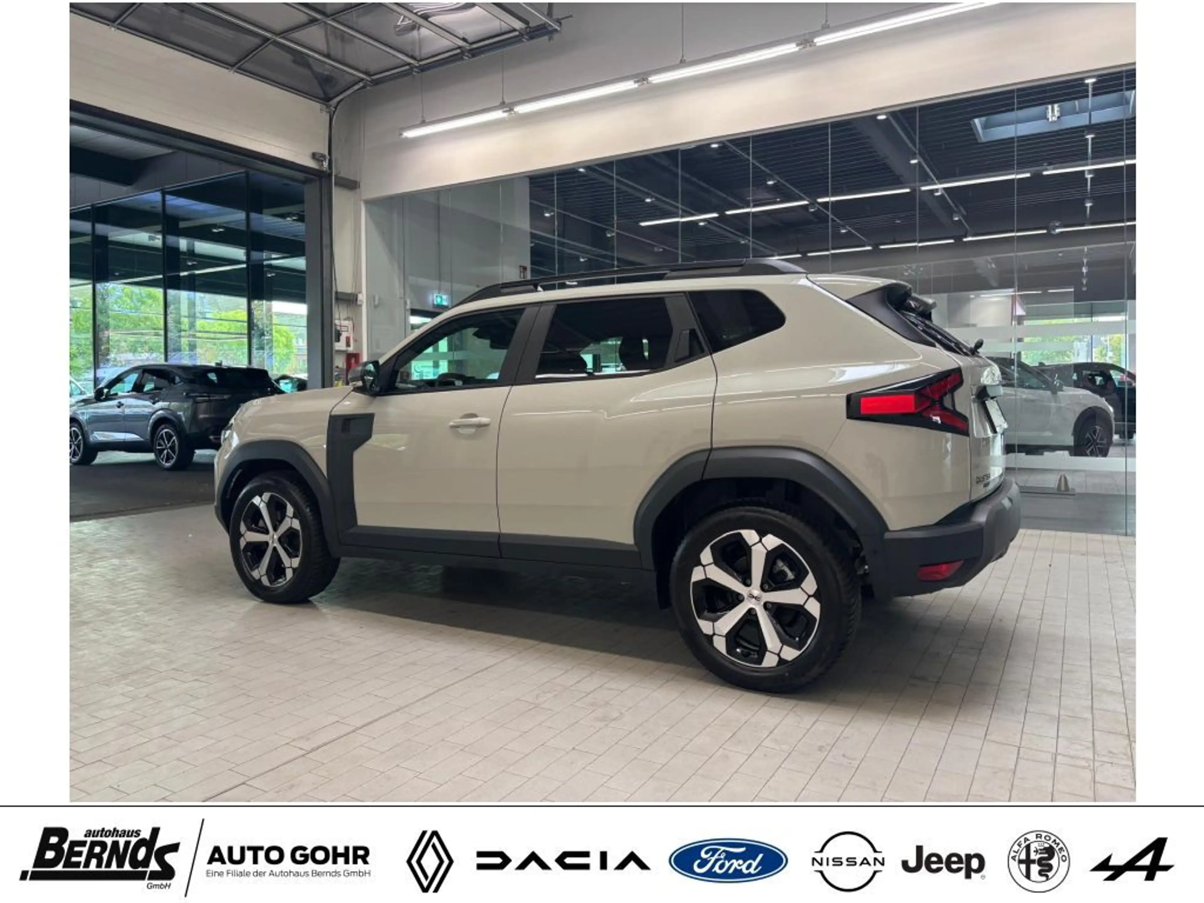 Dacia Duster Hybrid 140 Journey Multiview Kamera Navi 3D HiFi — photo 8