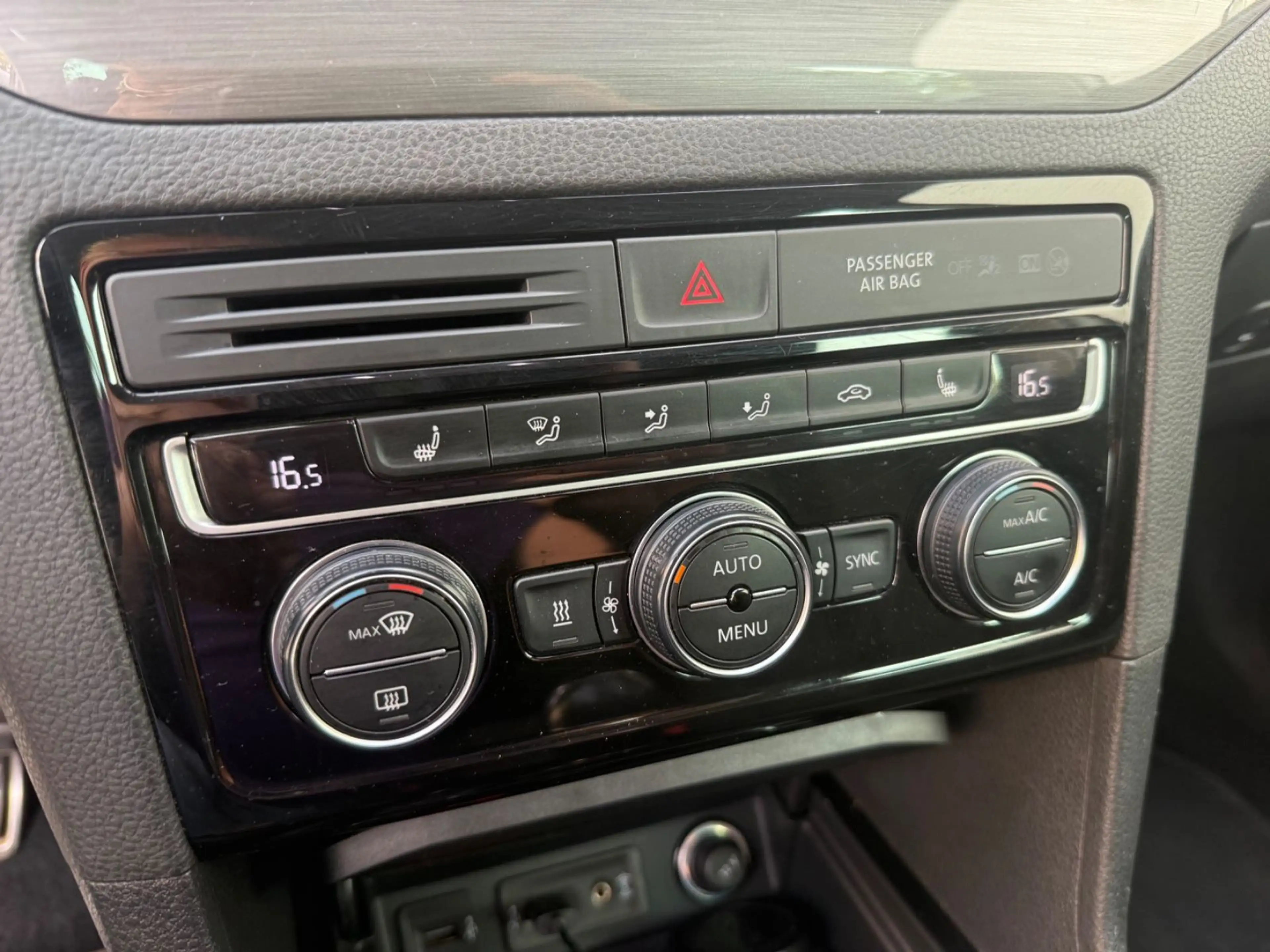 Volkswagen Golf Sportsvan VII Allstar BMT/Start-Stop — photo 8