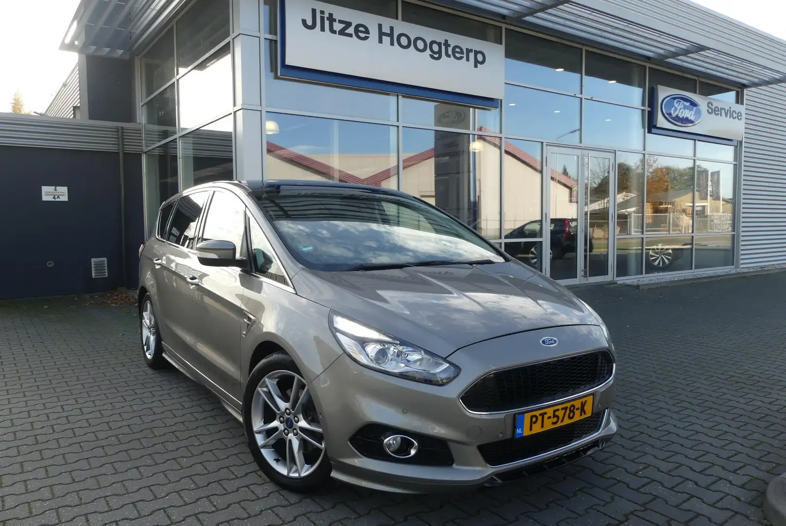 Ford S-Max 2.0 S-Edition PANO, MEMORY SEAT, TREKHAAK AFNEEMBA Grijs - 1