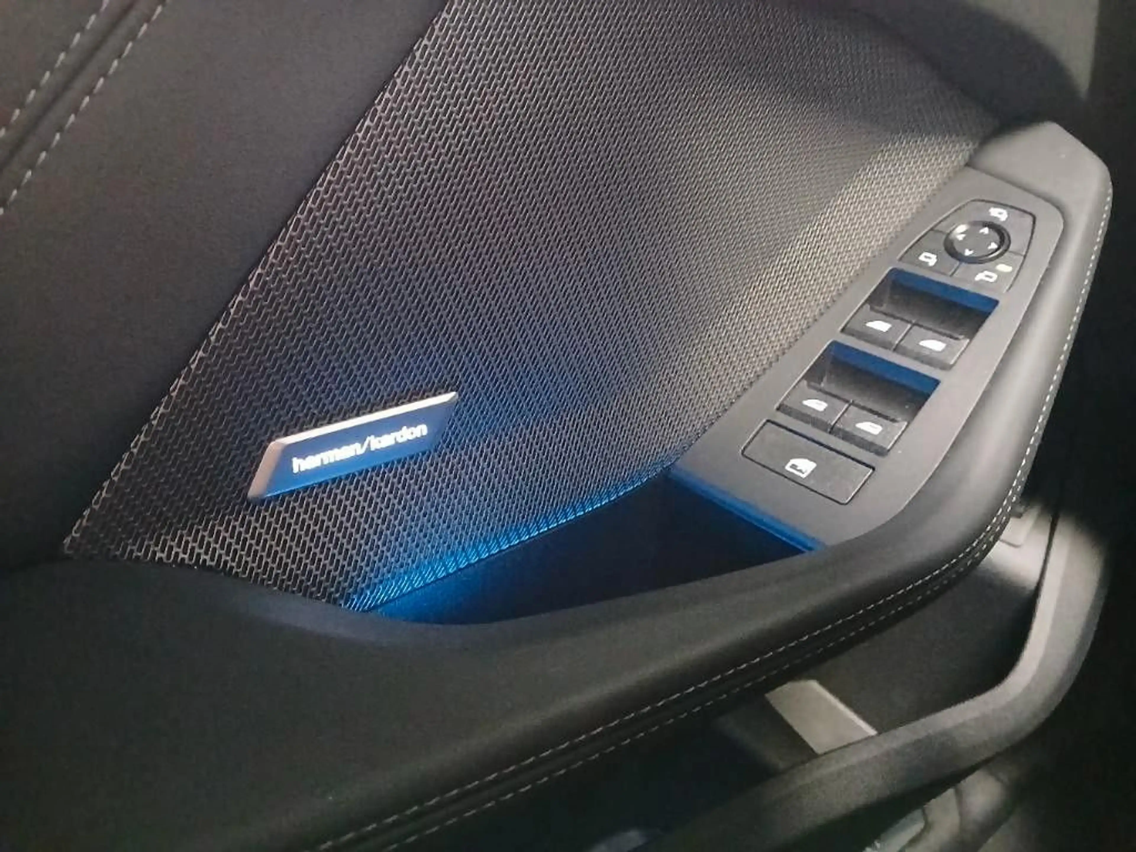 BMW 120 M Sport Pro ACC HuD H&K 360° 2ZK LrHz — photo 10