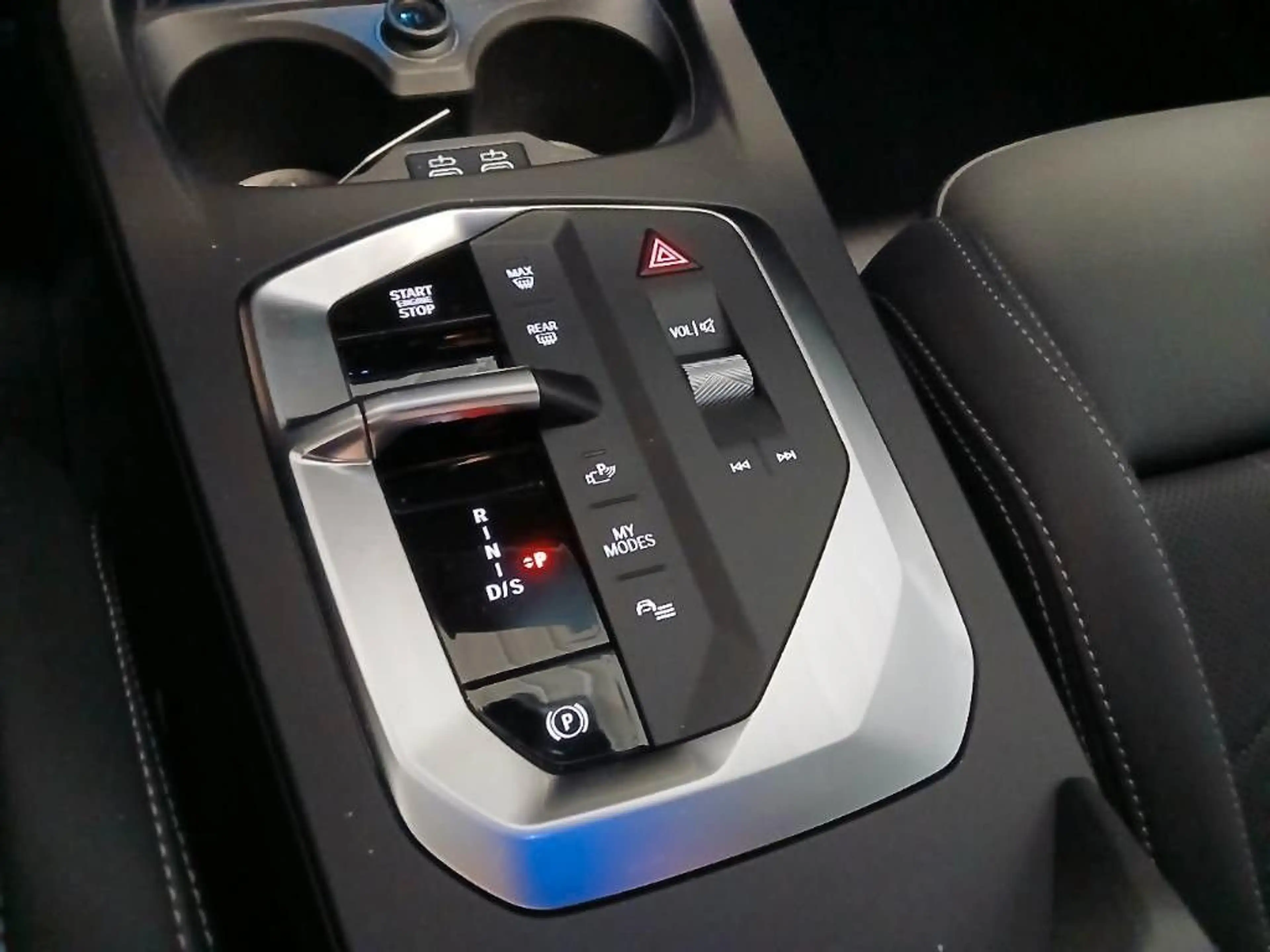 BMW 120 M Sport Pro ACC HuD H&K 360° 2ZK LrHz — photo 11