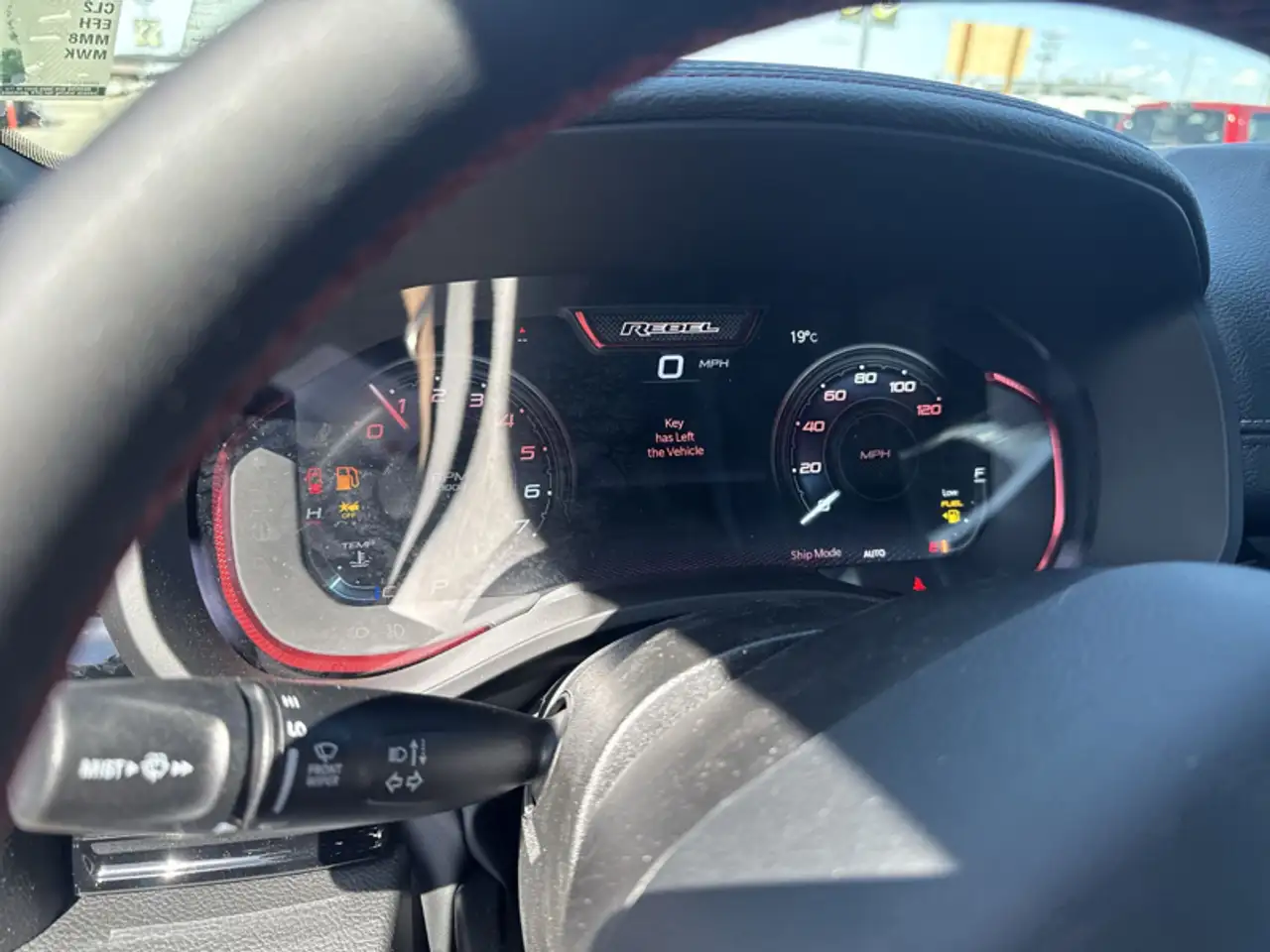 RAM 1500 снимка RAM 1500