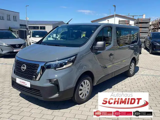 Nissan Primastar Kombi L1H1 dCi110 N Connecta 9Sitzer