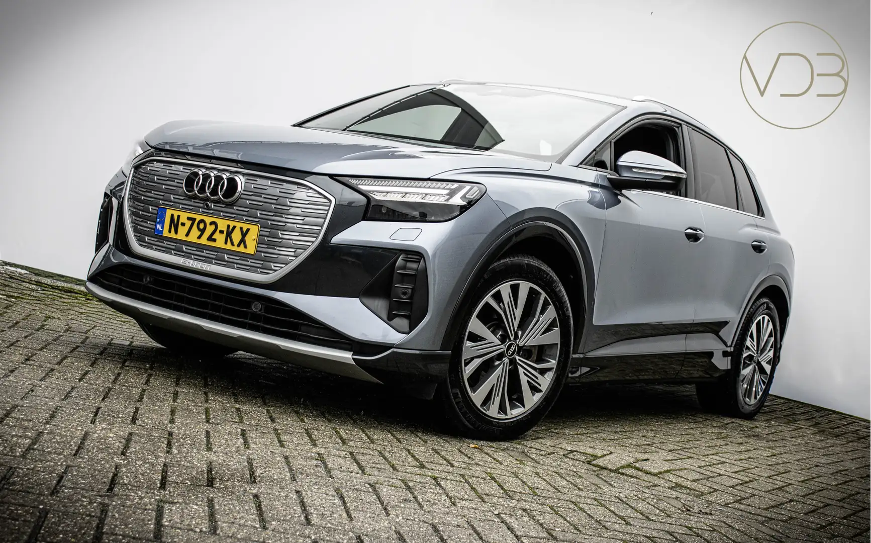 Audi Q4 e-tron 40 SOH 91% Launch edition Advanced 77 kWh Originee Blauw - 1