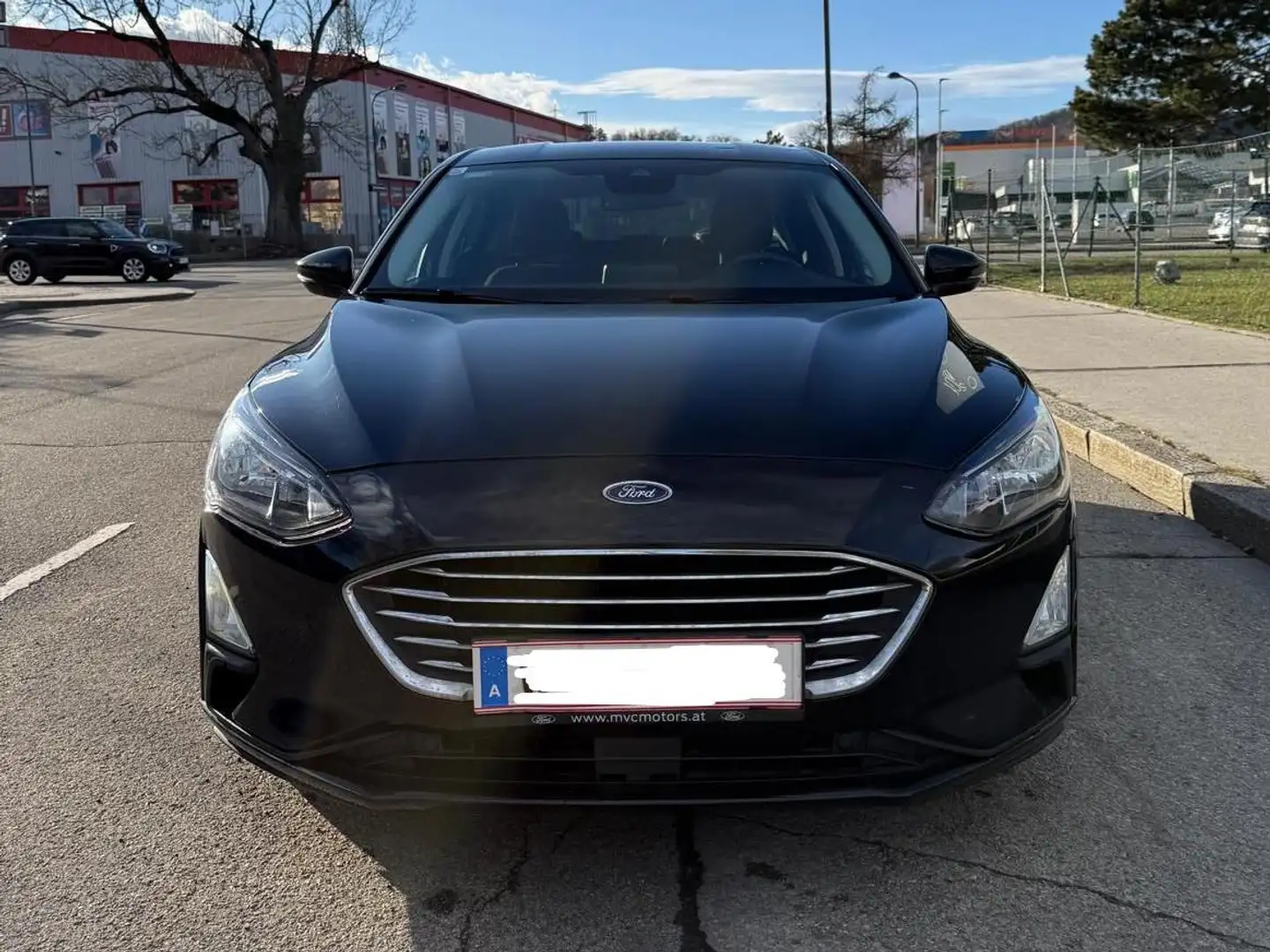 Ford Focus Focus 1,0 EcoBoost Hybrid Titanium Titanium Schwarz - 1