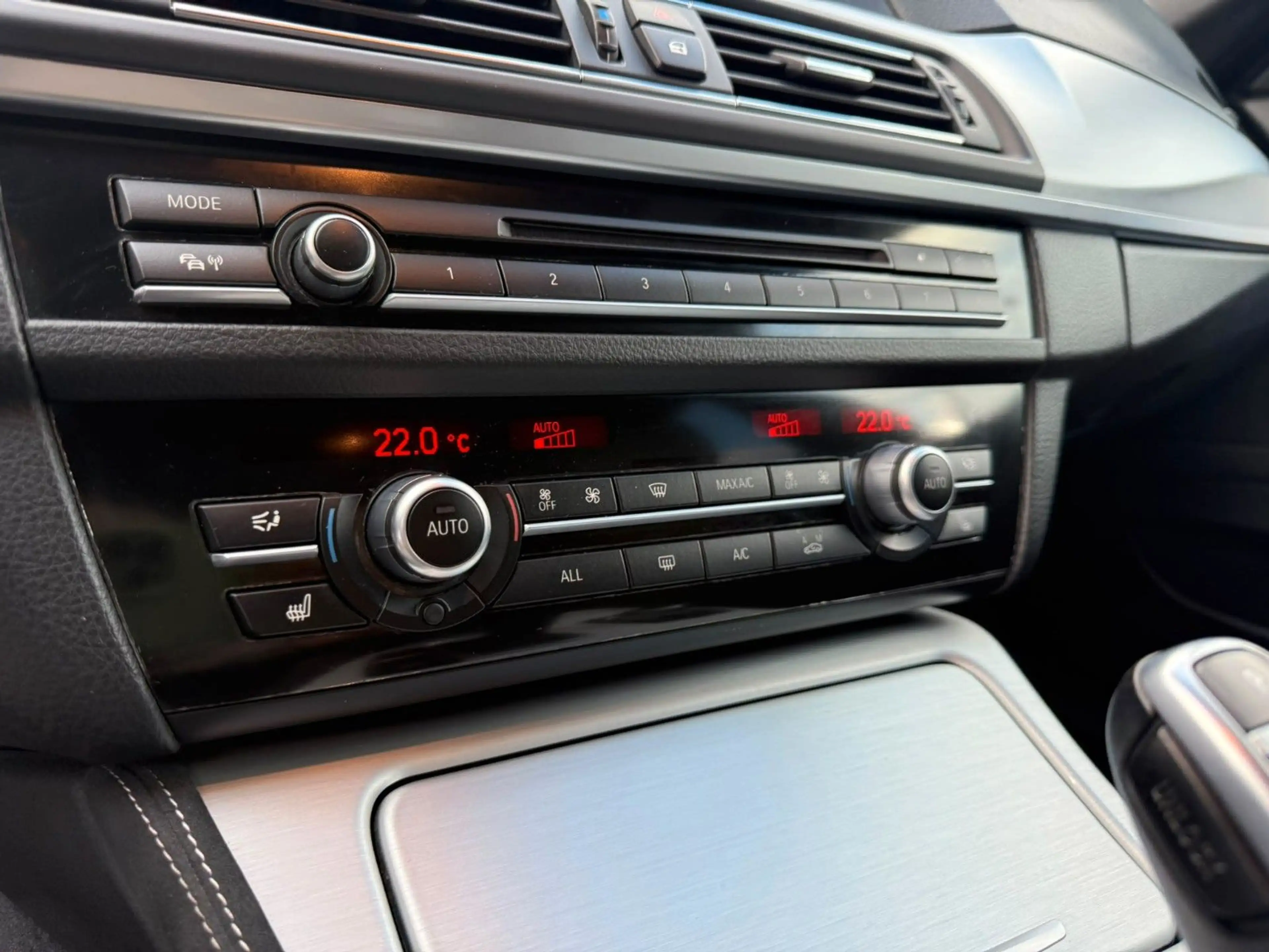 BMW 525 5 Touring xDrive*M-PAKET*GARANTIE*XENON*NAVI — photo 14
