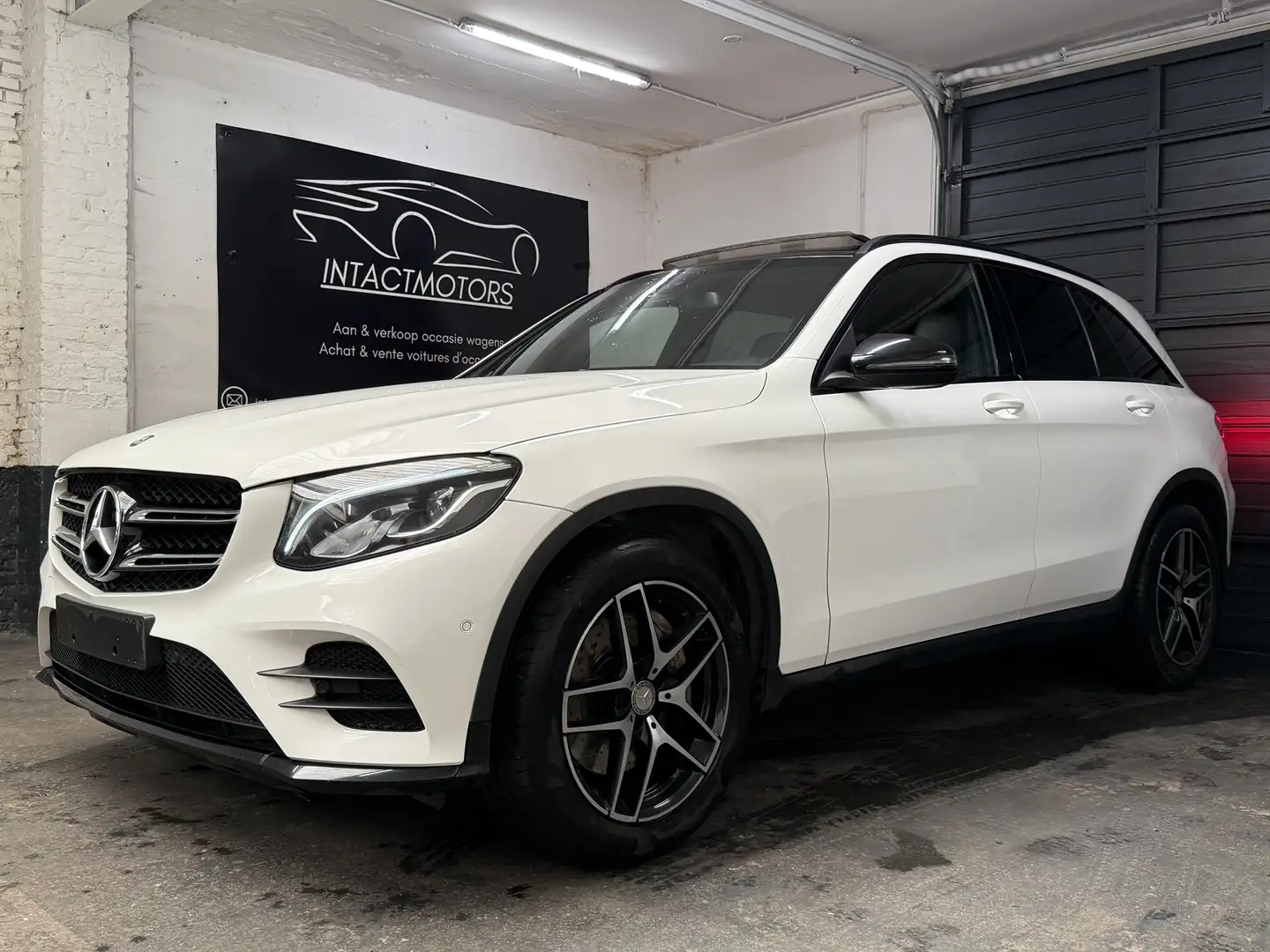 Mercedes-Benz GLC 220 GLC 220 d 4-Matic Pack AMG Wit - 2