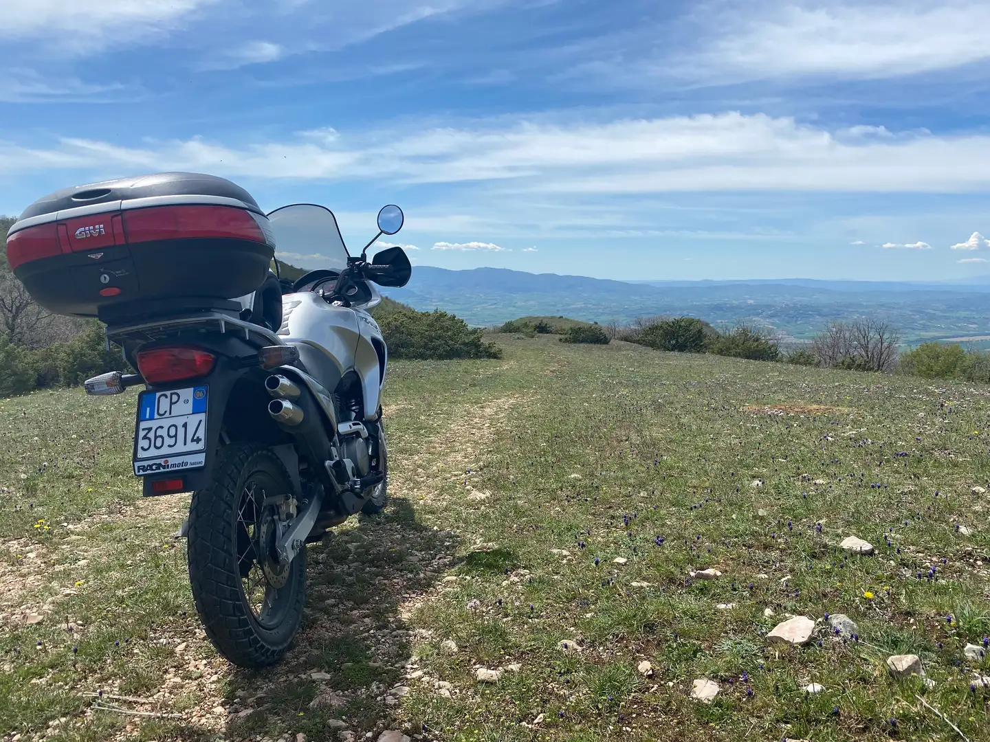 Honda Transalp 650 Stříbrná - 1