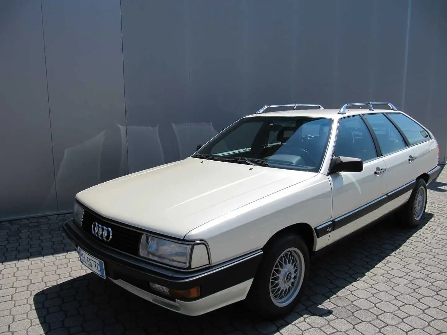 Audi 200 avant 22 turbo Argintiu - 1