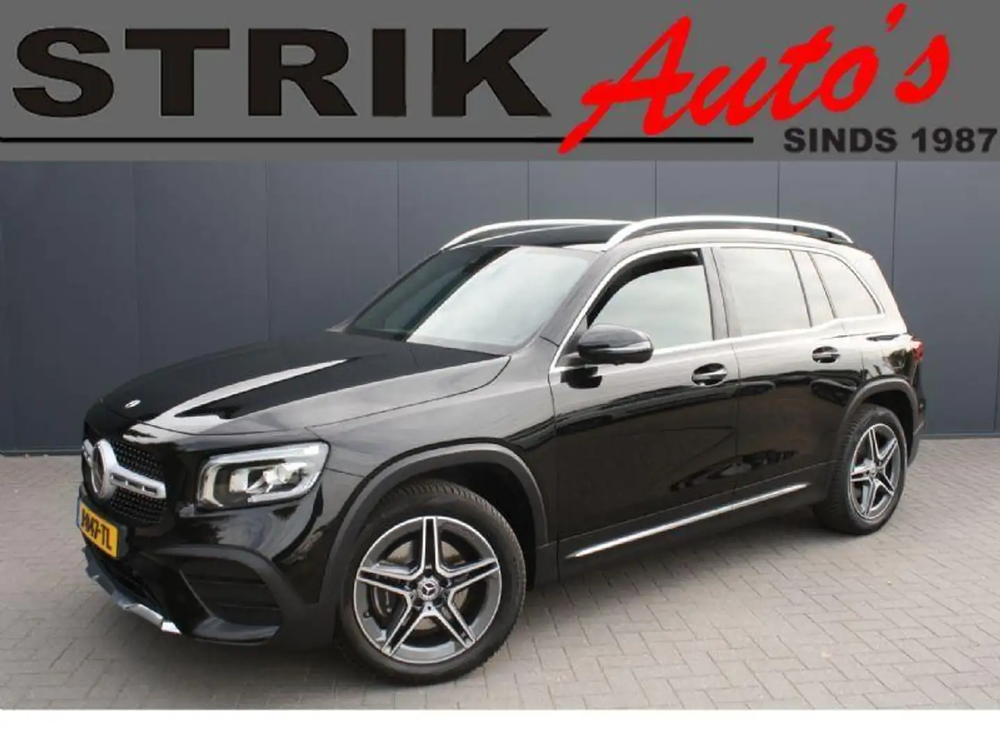 Mercedes-Benz GLB 200 Premium Plus AMG - 7-PERSOONS - TREKHAAK Zwart - 1