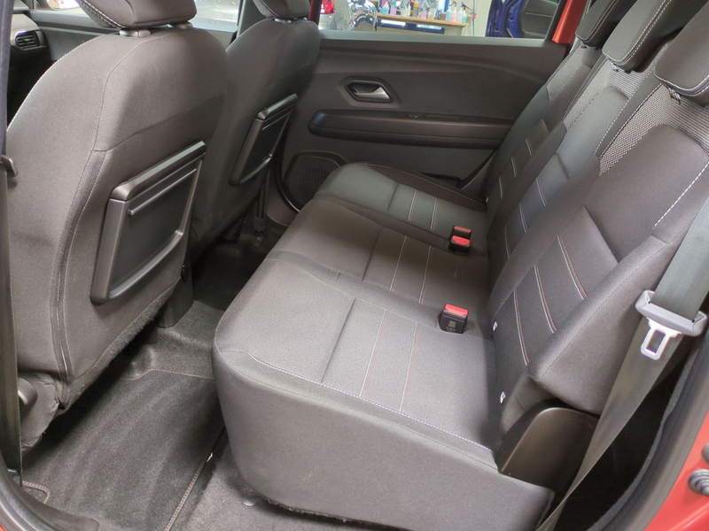 Dacia Jogger Extreme TCe 110 *7-Sitzer*Android*CarPlay — photo 13