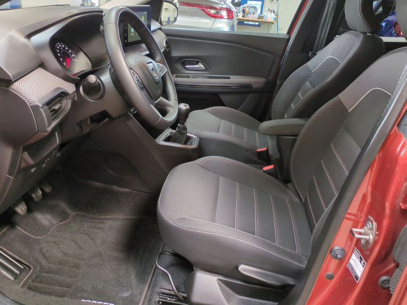 Dacia Jogger Extreme TCe 110 *7-Sitzer*Android*CarPlay — photo 12