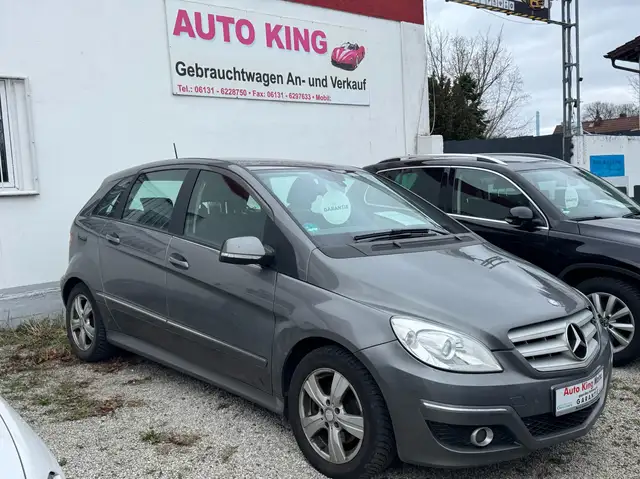 Mercedes-Benz B 200 CDI *NAVI*USB*TEMPOMAT*SITZHEIZUNG**