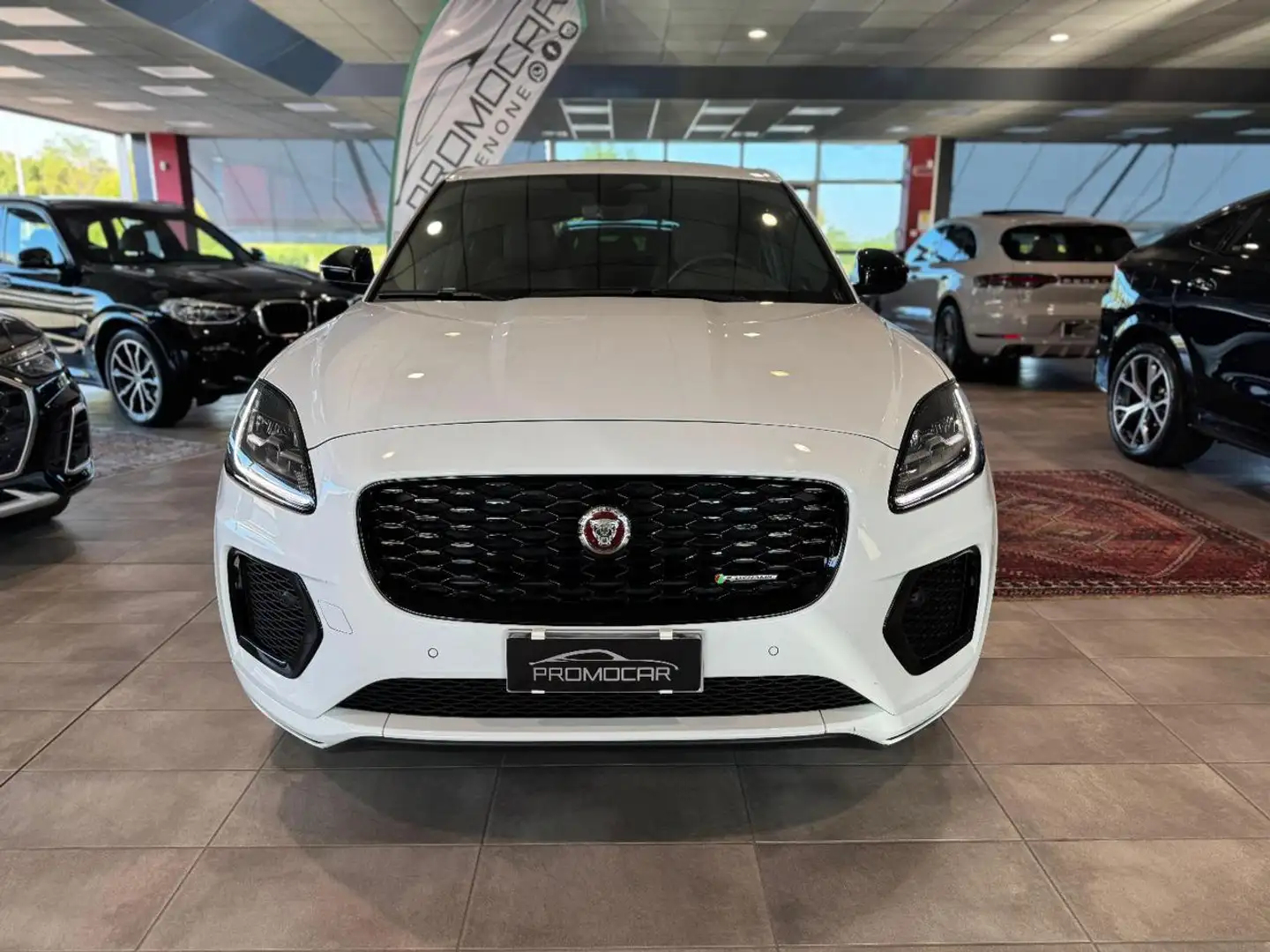 Jaguar E-Pace 2.0D I4 163 CV AWD Auto R-DYNAMIC BLACK *UNIPROP* Weiß - 2