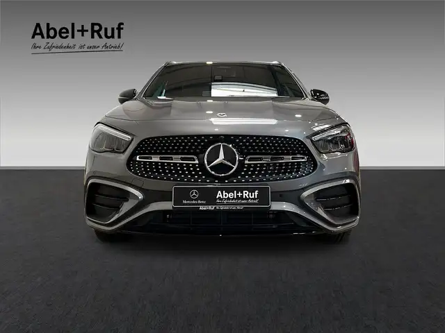 Mercedes-Benz Gla Class view 2