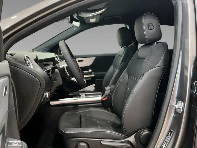 Mercedes-Benz Gla Class view 8