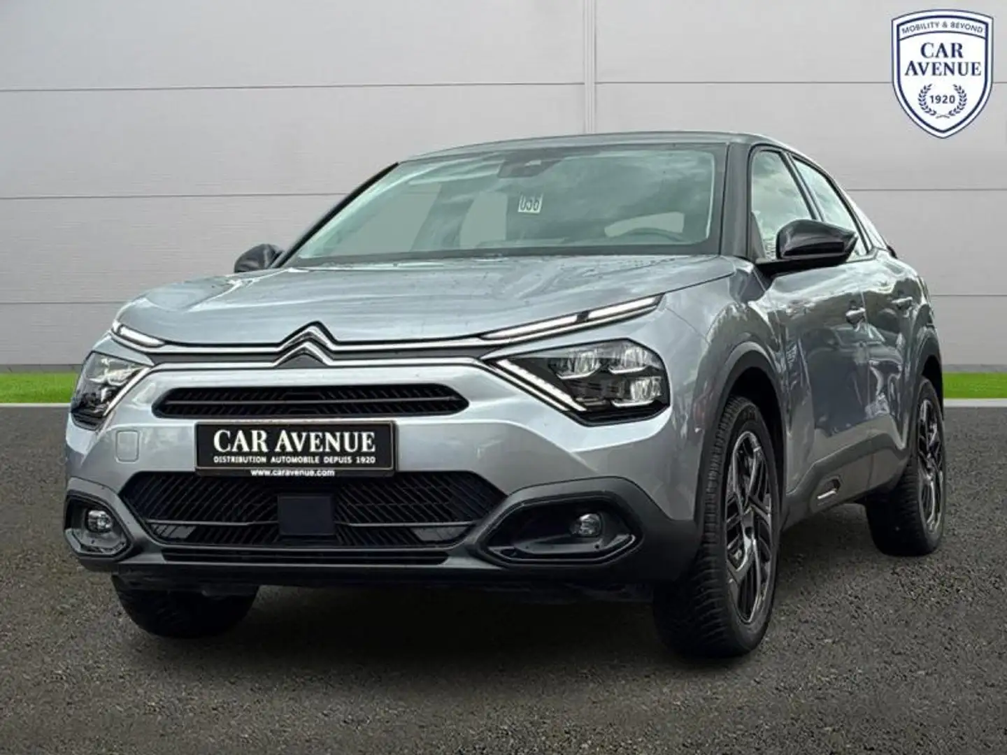 Citroen C4 PureTech 130ch S\u0026S Shine EAT8 Gris - 1