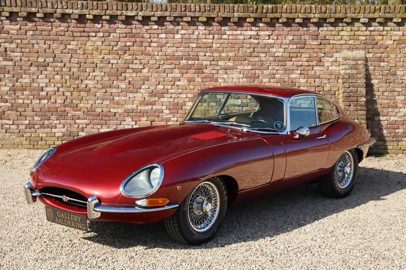 Jaguar E-Type Series 1 3.8 Coupe TOP quality example, Matching n Rot - 1