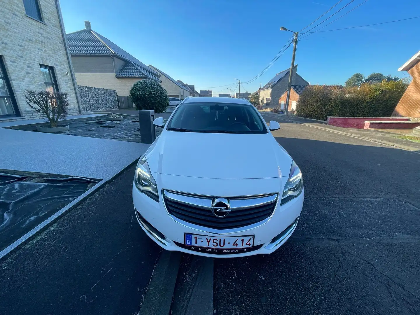 Opel Insignia Insignia Sports Tourer 1.6 CDTi ecoFLEX Edition Blanc - 1