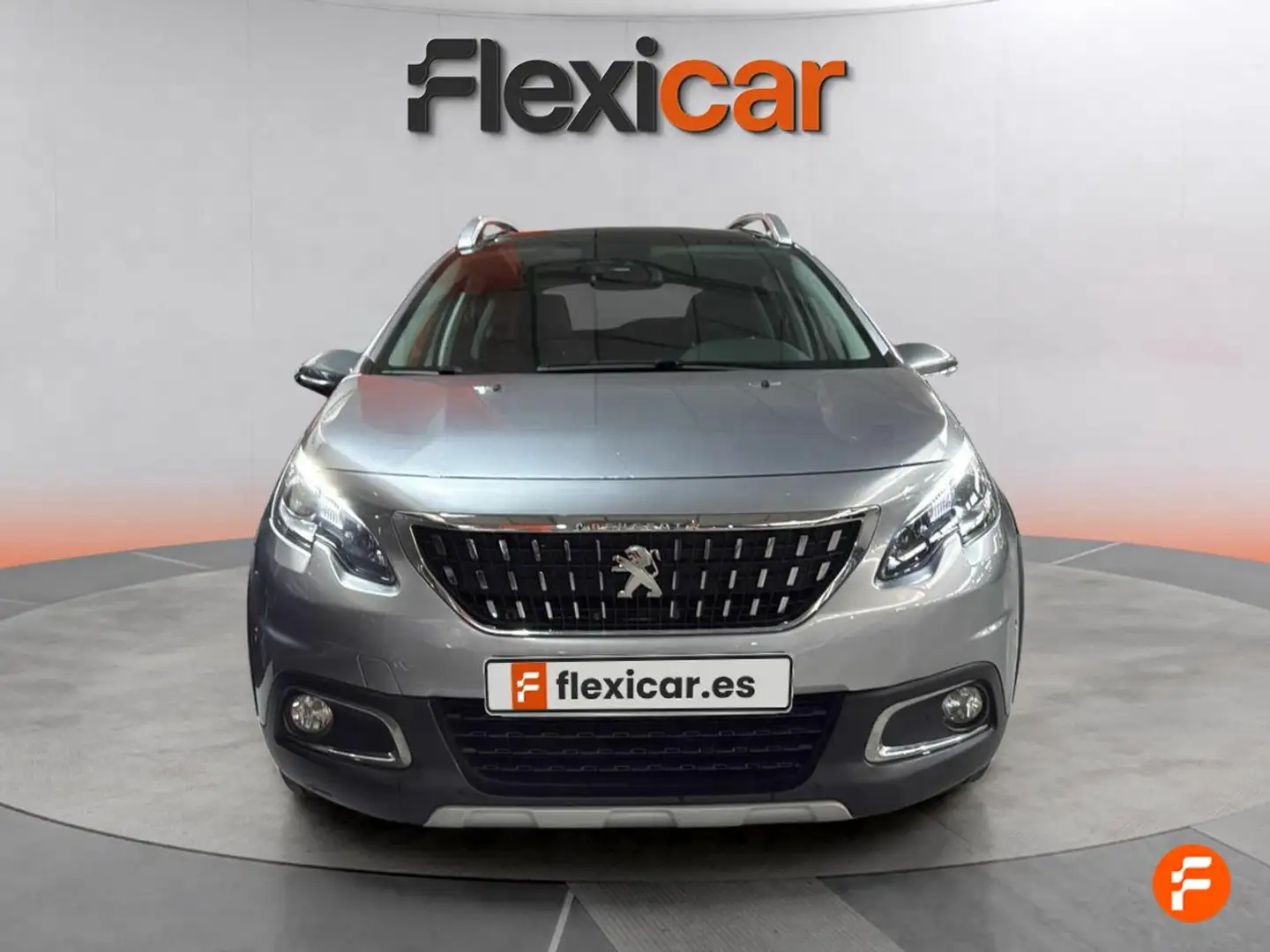 Peugeot 2008 1.2 PureTech S&S Allure 110 Grijs - 2