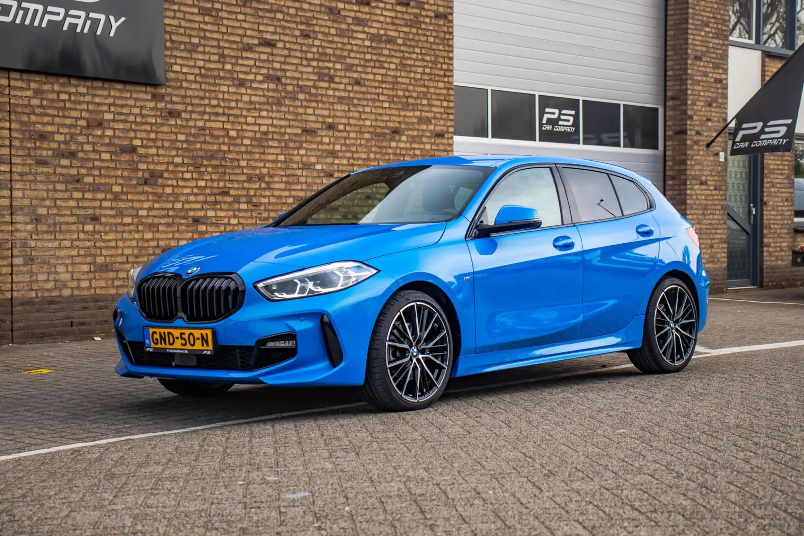 BMW 118 1-serie 118i EDE M Sport, Half Leder, Ambient, Key Bleu - 2