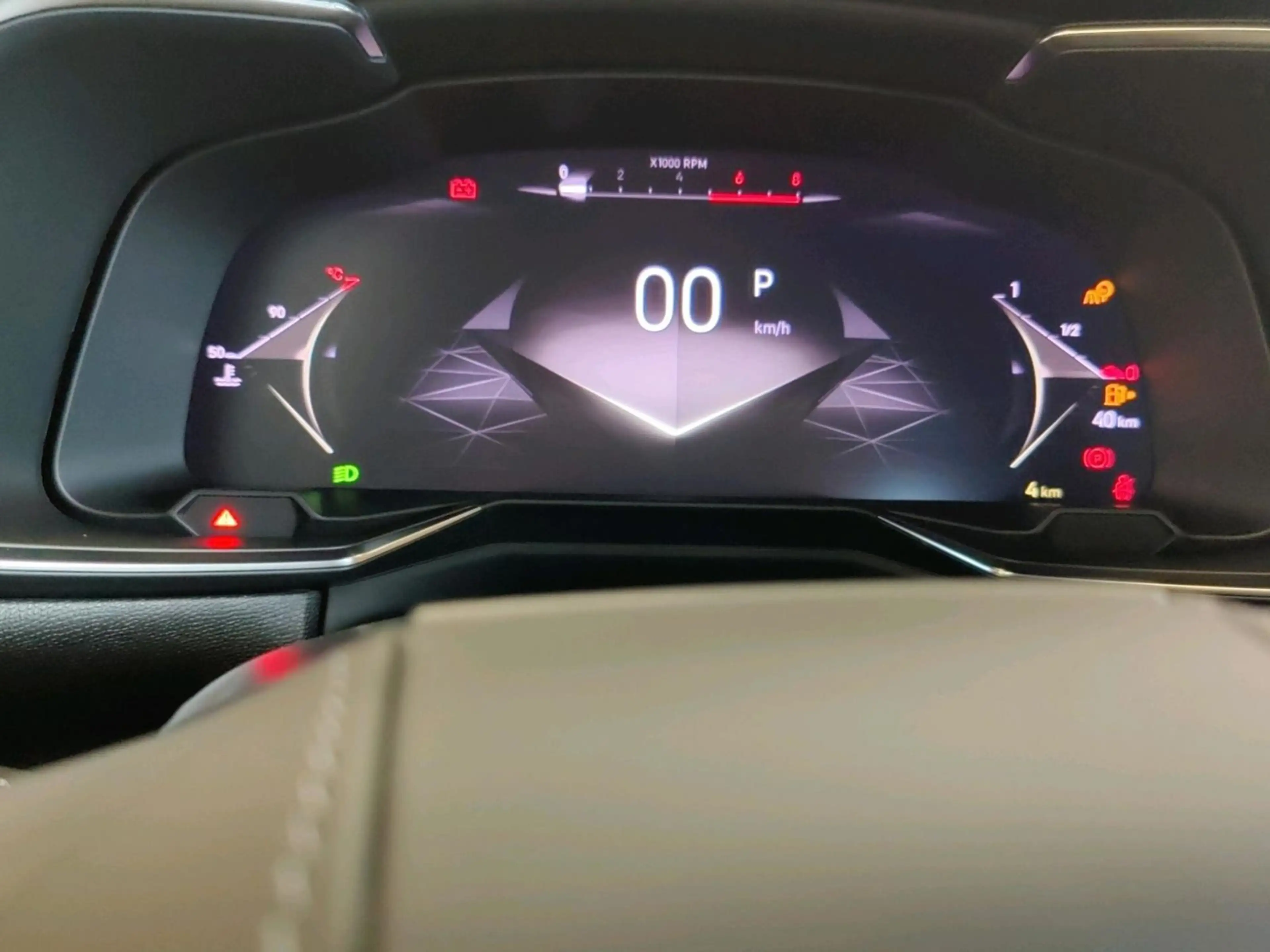 DS Automobiles DS 7 Crossback ÉTOILE BlueHDI 130 PS — photo 10