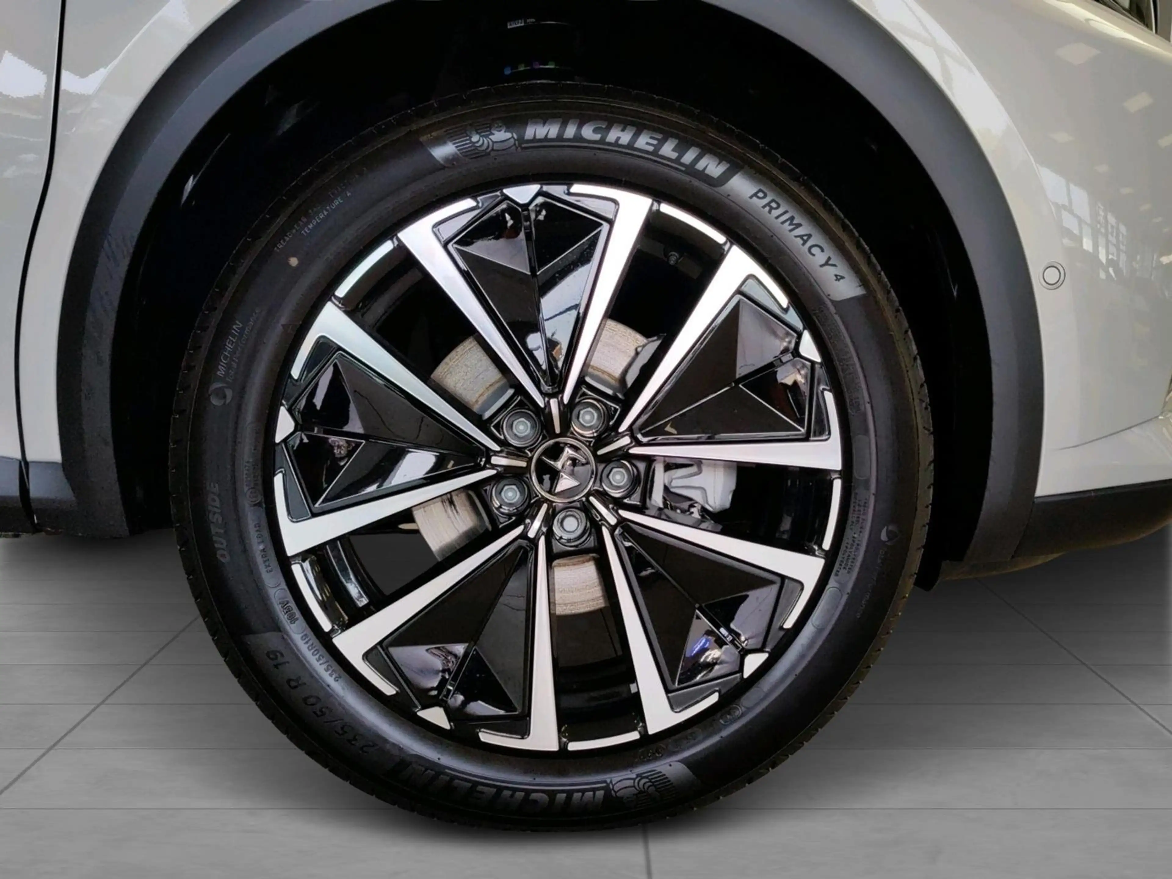 DS Automobiles DS 7 Crossback ÉTOILE BlueHDI 130 PS — photo 6