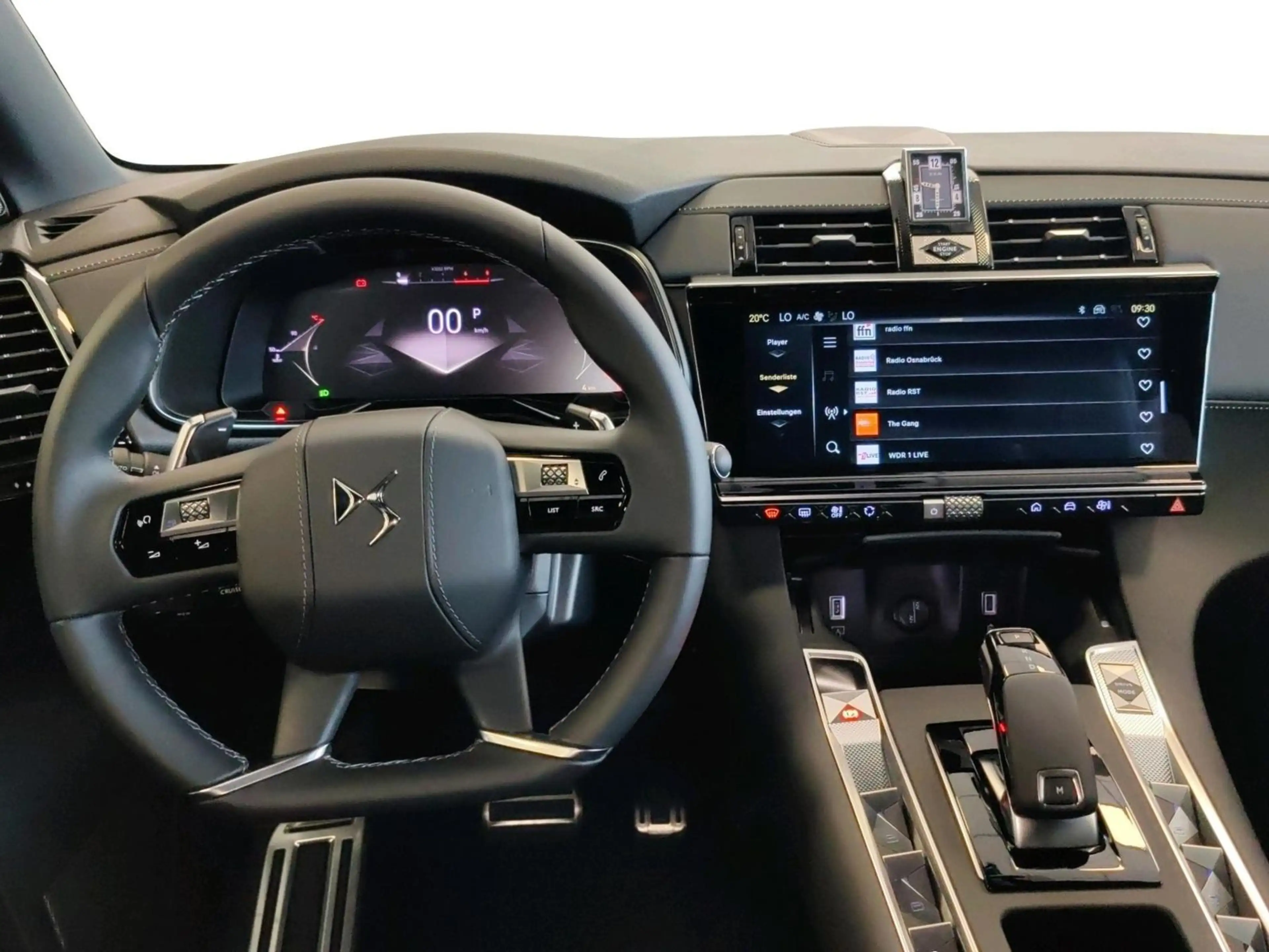 DS Automobiles DS 7 Crossback ÉTOILE BlueHDI 130 PS — photo 9