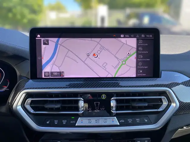 BMW X4 M view 9