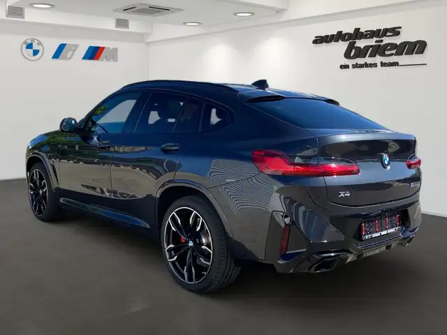 BMW X4 M view 4