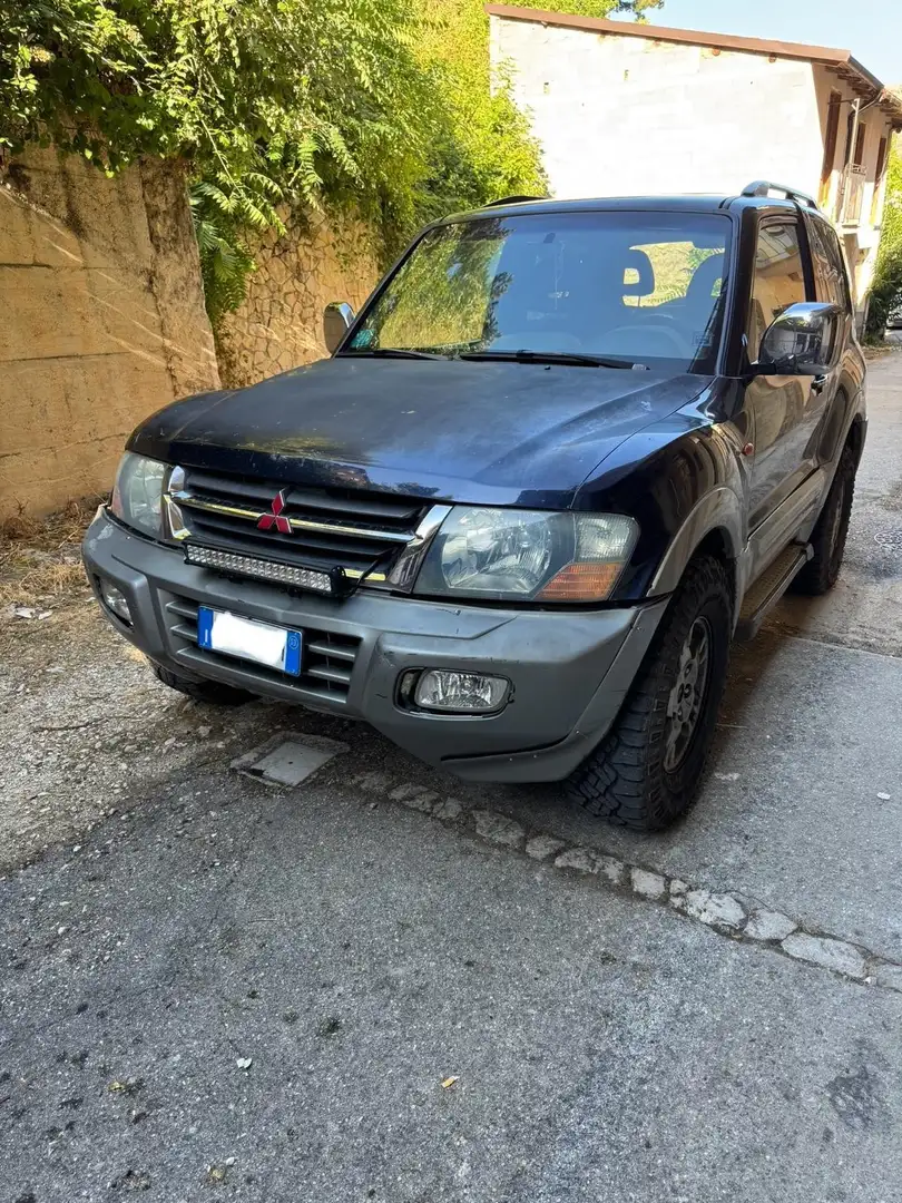 Mitsubishi Pajero 5p 3.2 tdi 16v di-d GLS-2 auto Blu/Azzurro - 1