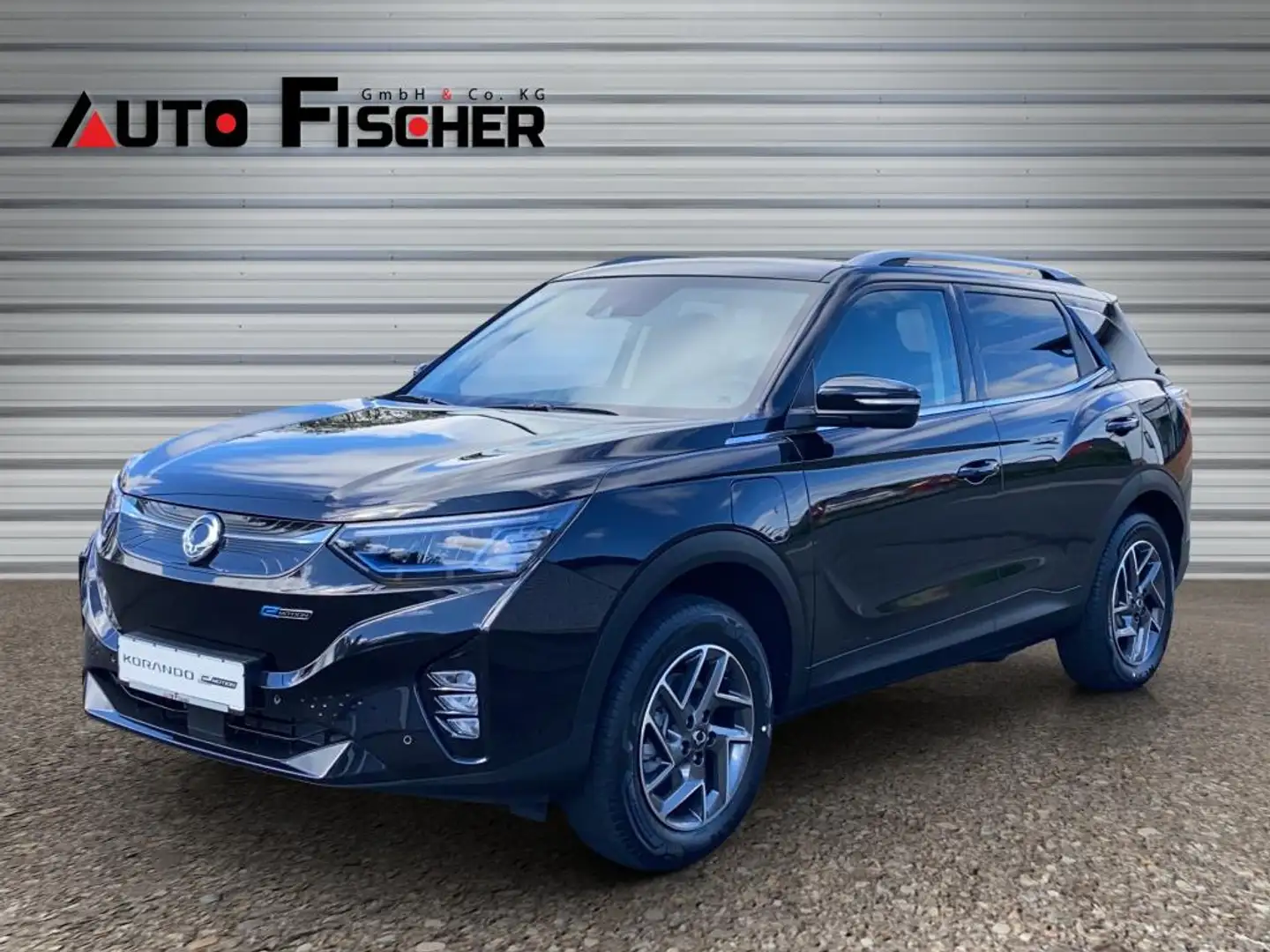 SsangYong Korando e-Motion Titanium 4x2 Negro - 1