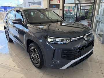 1.5 eTSI mHEV 7-zit DSG | Trekhaak | 360° Camera | Travel Assist IQ Drive | Matrix LED | Cruise Control ACC