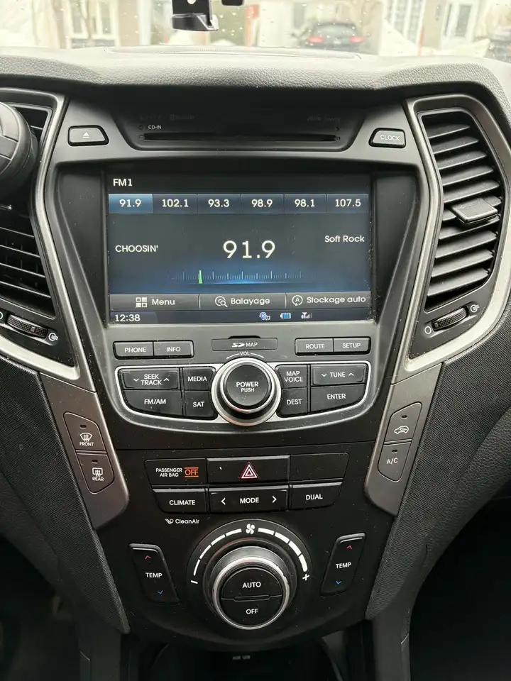 Hyundai SANTA FE снимка Hyundai SANTA FE