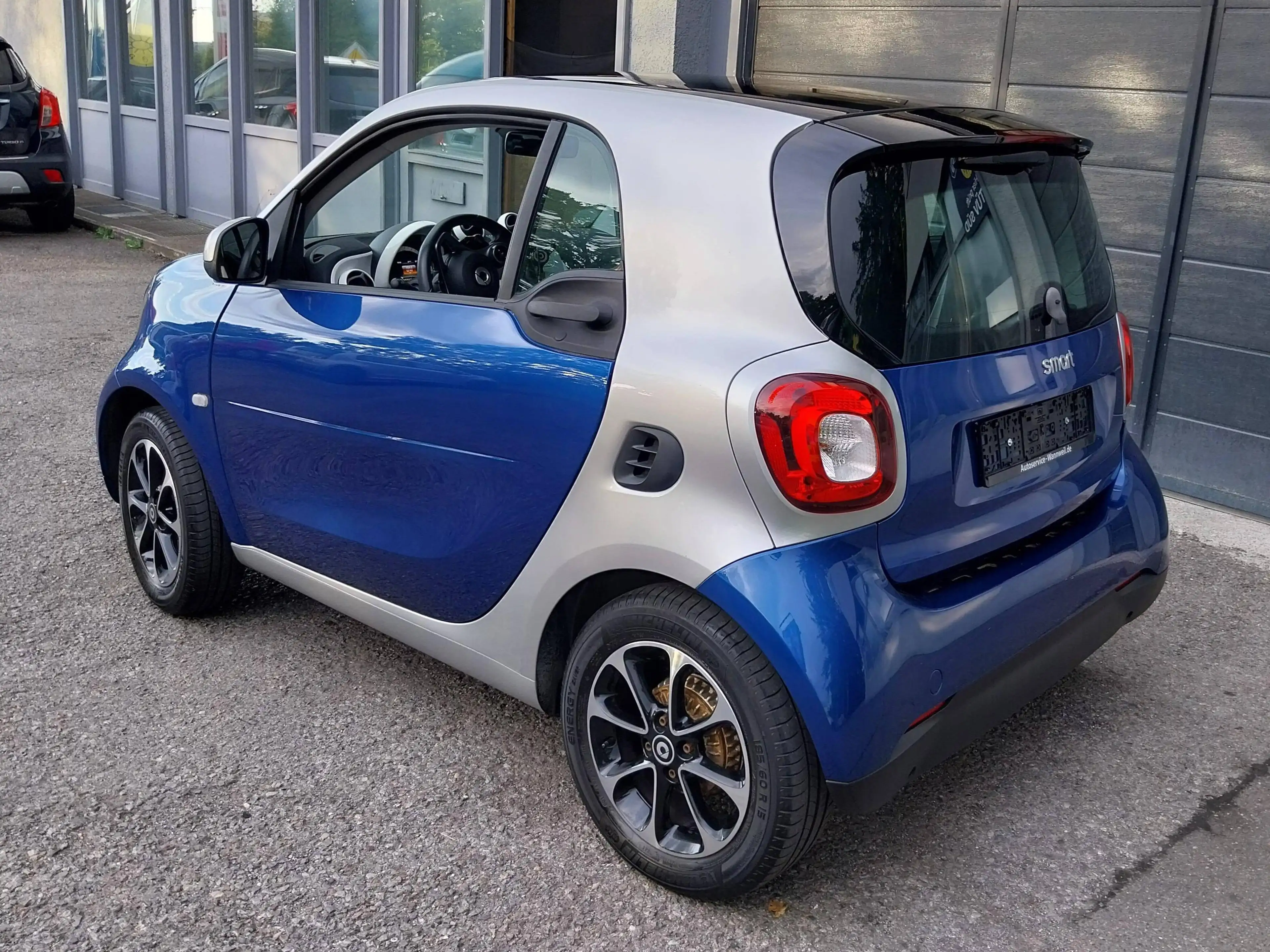smart forTwo Passion 90PS | 52TKM | Pano | SHZ | Tempomat — photo 3