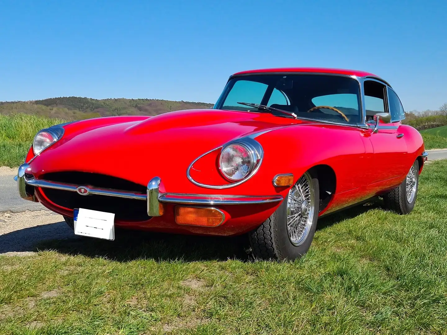 Jaguar E-Type 4.2 2+2 sehr gepflegter Zustand Rot - 2