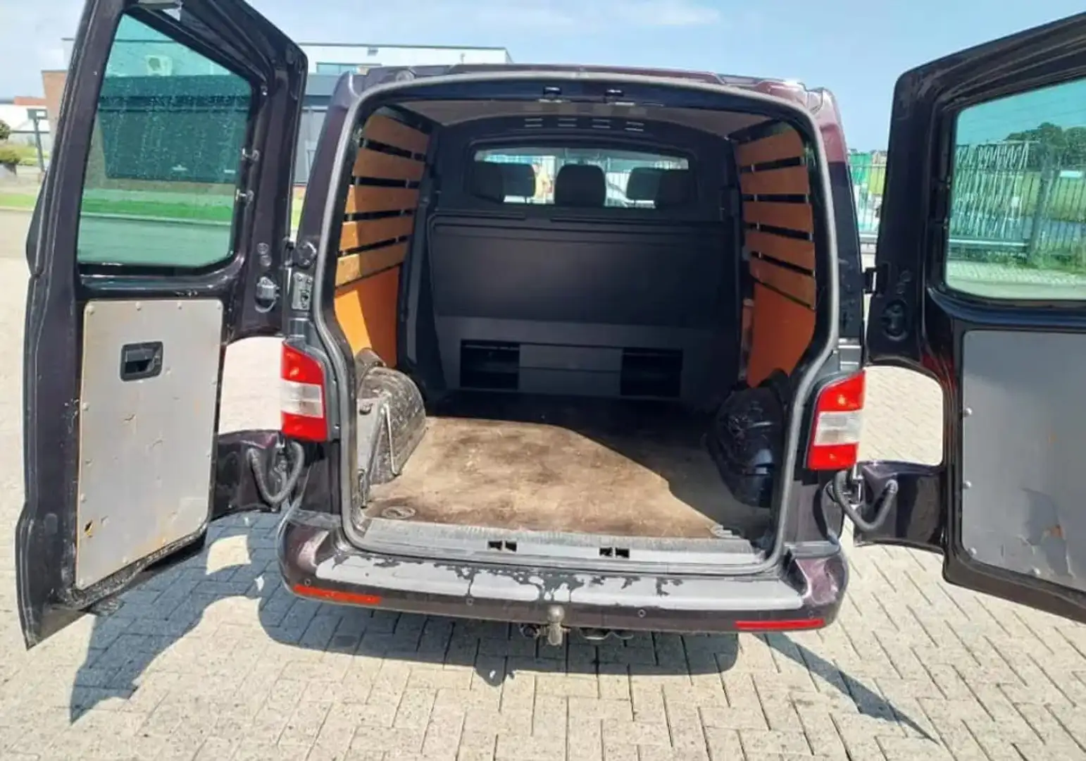 Volkswagen T5 - 1